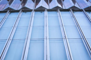 Top Benefits of Fiberglass Sheeting for Building Projects